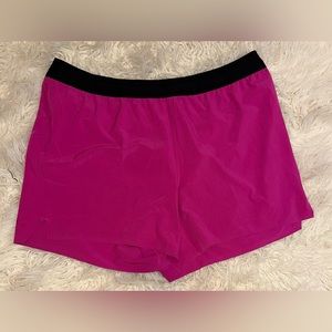 Men’s running shorts